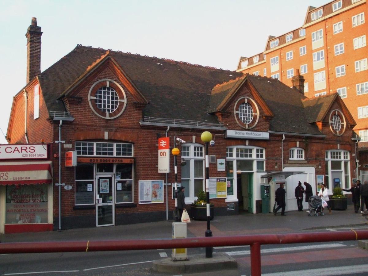 Nice And Pleasant Thornton Heath Luaran gambar