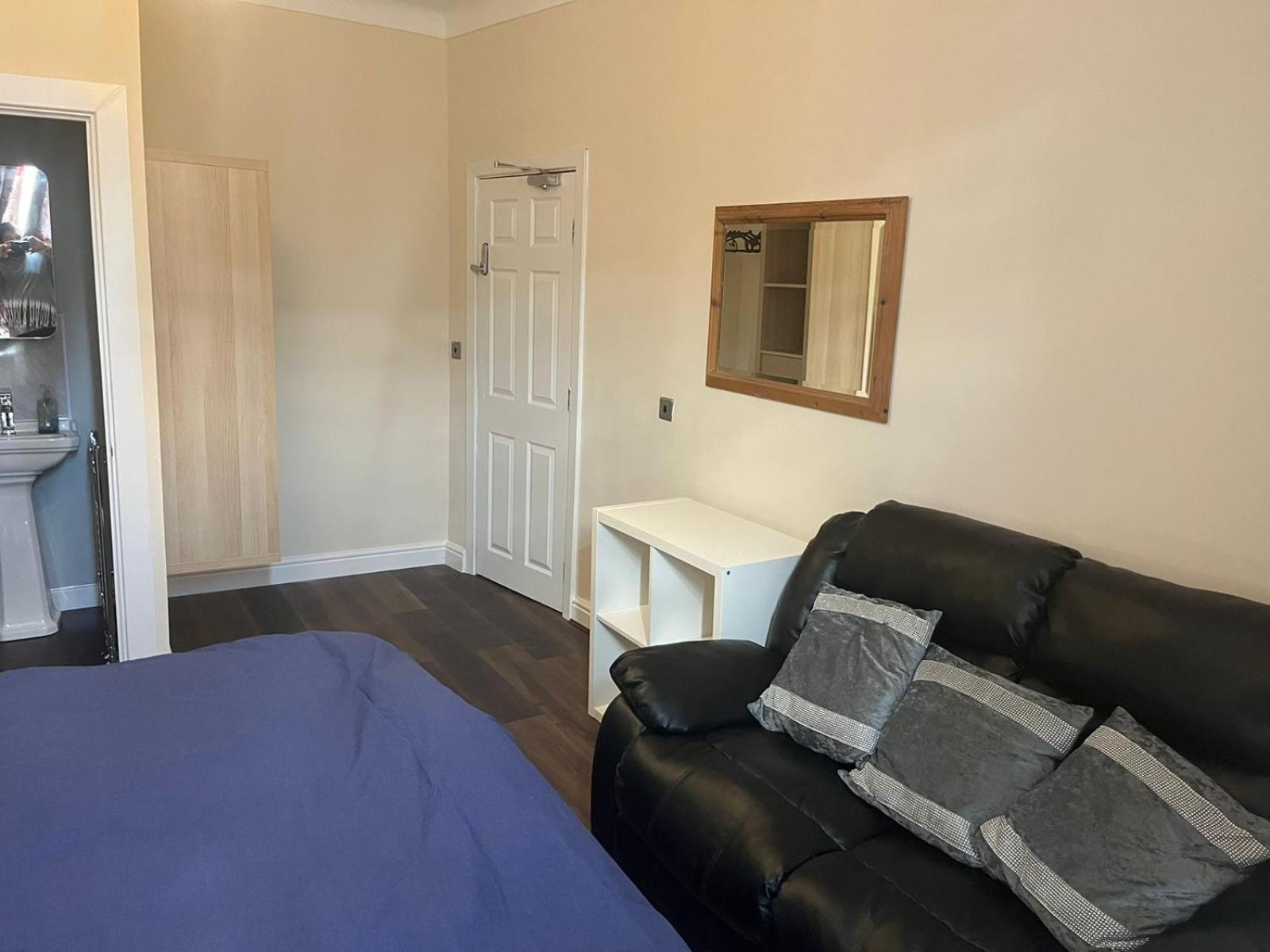 Nice And Pleasant Thornton Heath Luaran gambar